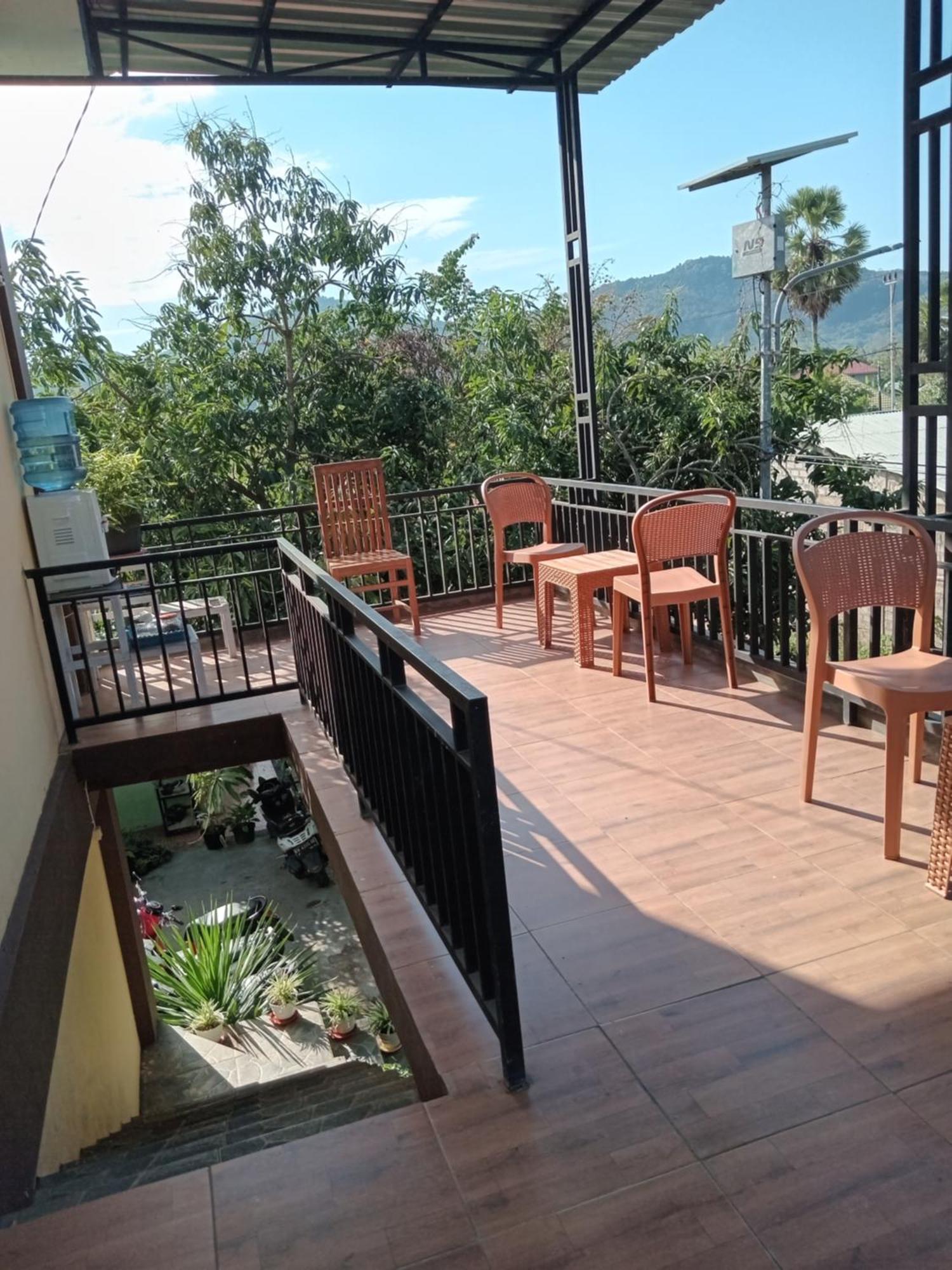 De Credo Hotel Labuan Bajo Exterior photo